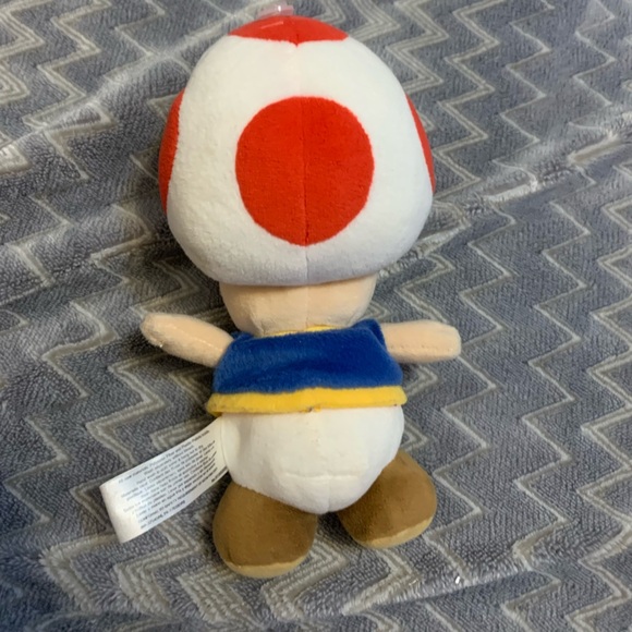 Super Mario. Mushroom 🍄 plushy. Nintendo. Color: white O/S. good condition - Picture 2 of 2